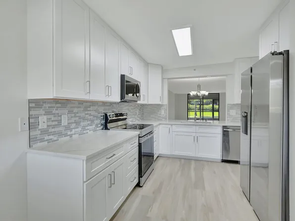 15365 Lakes Of Delray Boulevard #J 105, Delray Beach, FL 33484