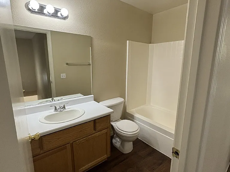 709 Spotted Eagle St — Photo 17