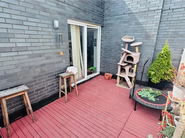 70-09 45th Avenue image 20 of 25