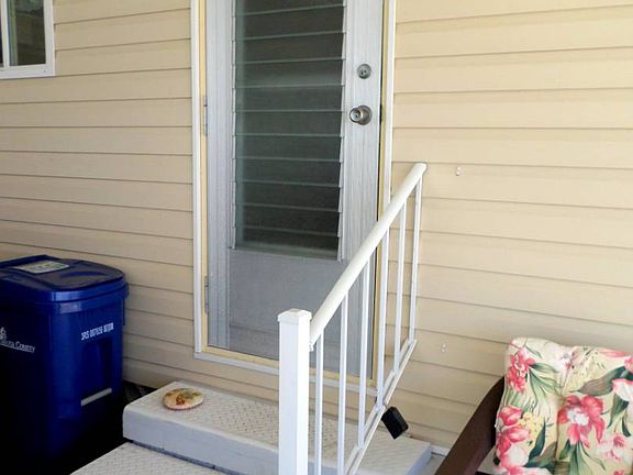 4th image of 2203 Fremont Dr