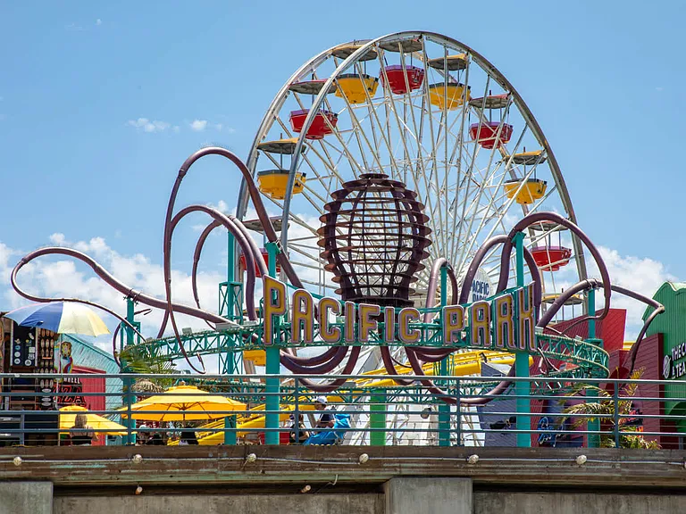 Pacific Park and the Santa Monica Pier is just a short walk away.