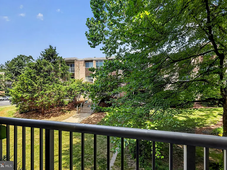 2914 Kings Chapel Rd #8 — Photo 16