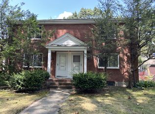 745 Vfw Pkwy #747, West Roxbury, MA 02132