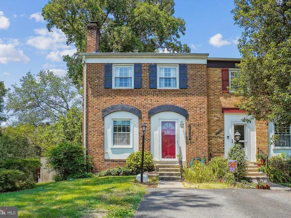 14824 Palmerston Sq, Centreville, VA 20120