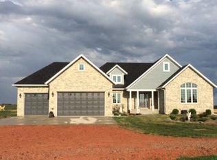 11250 29d St SW, Dickinson, ND 58601