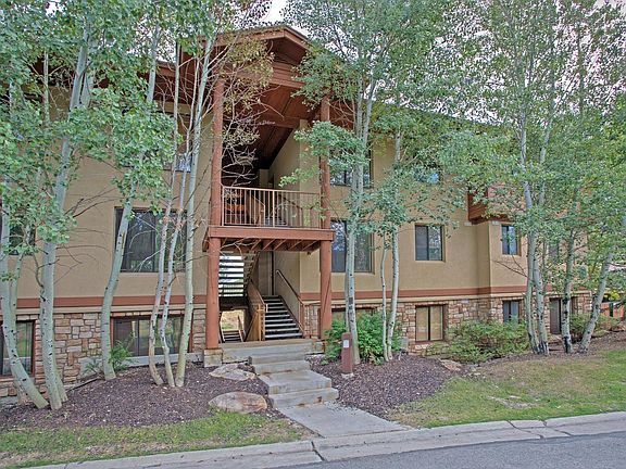 5th image of 1600 Pinebrook Blvd APT H9