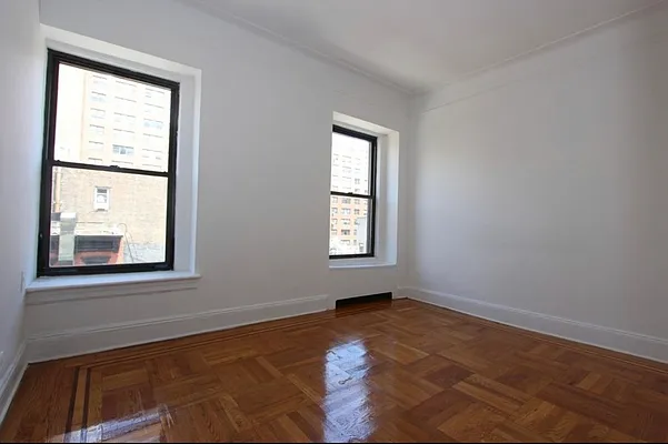 Rented by Dynamik Realty | media 4