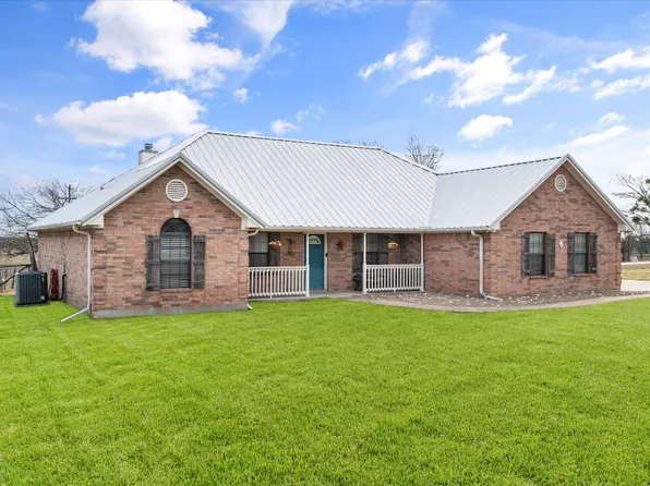 613 Fm 667, Frost, TX 76641