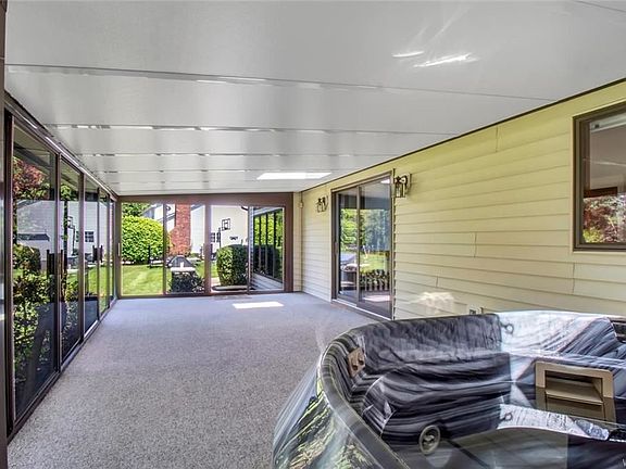 5th image of 5880 Forest Creek Dr