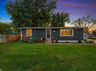 140 Seymour Ave, Garner, IA 50438