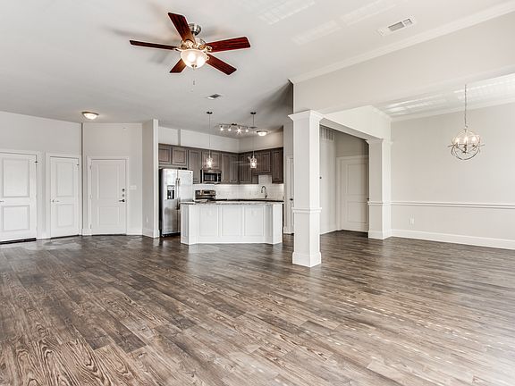 2nd image of 120 Main St #Townhouse
