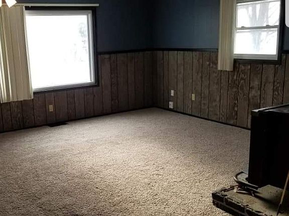 4th image of 8140 Wicker Park Dr