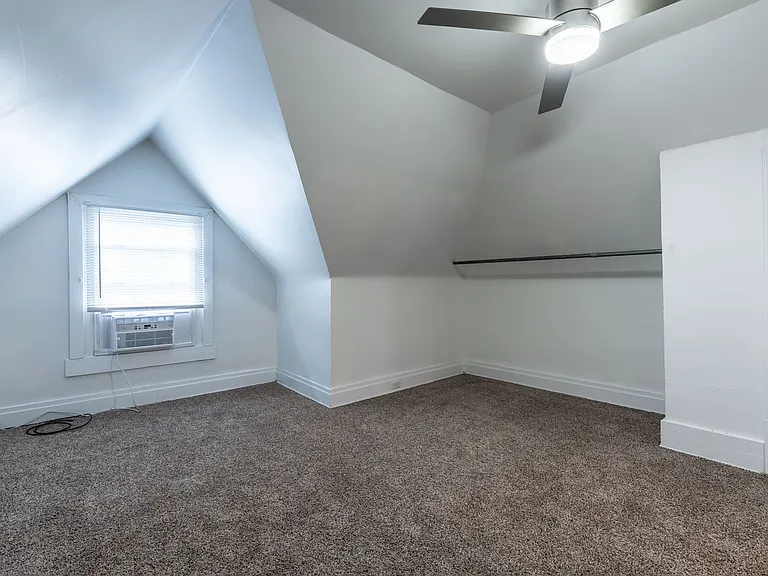 519 N Euclid Ave — Photo 9