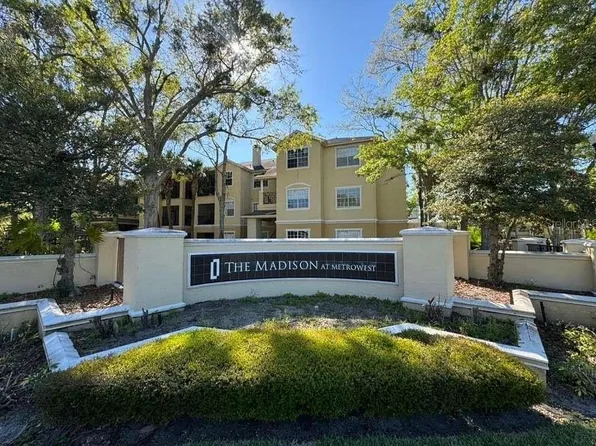 2632 Robert Trent Jones Dr APT 130, Orlando, FL 32835
