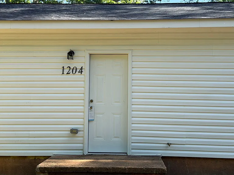 1204 Iva Ave — Photo 14