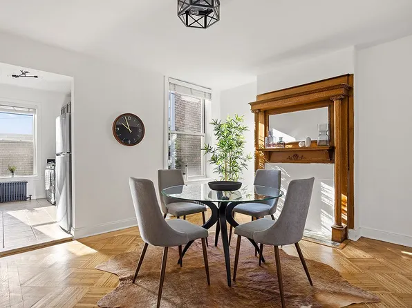 568 Saint Marks Ave APT 3A, Brooklyn, NY 11216