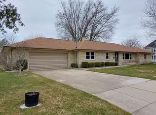 31 S Ewald St, Mayville, WI 53050