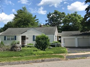 27 Landers Rd, East Hartford, CT 06118