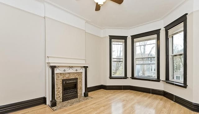 1st image of 2716 N Marshfield Ave APT 2