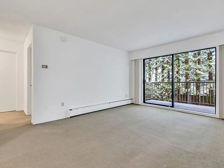 549 Dansey Ave — Photo 25
