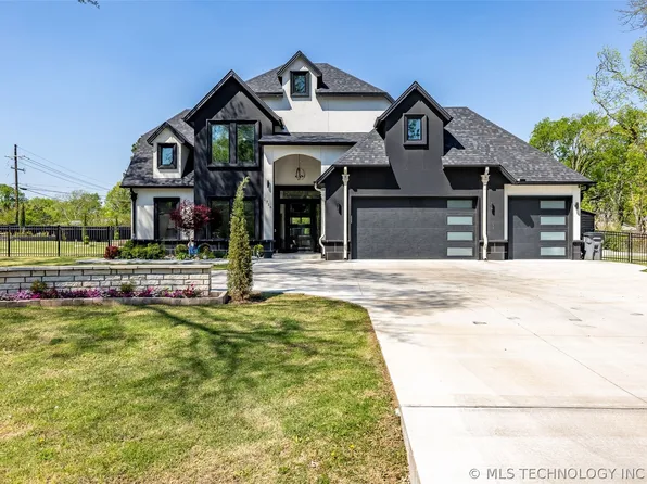 1716 S 94th East Ave, Tulsa, OK 74112