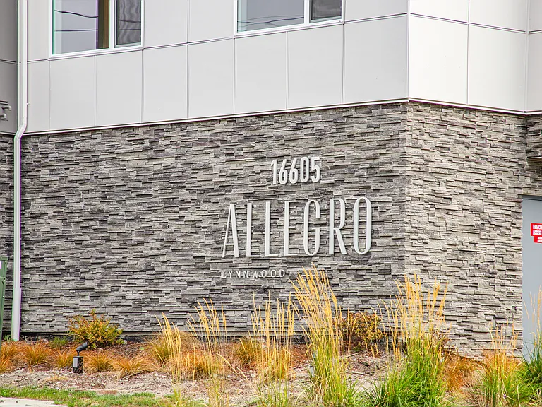 Allegro Apartments — Photo 27