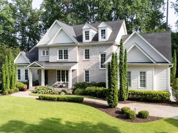 723 Glenairy Ct, Sandy Springs, GA 30328