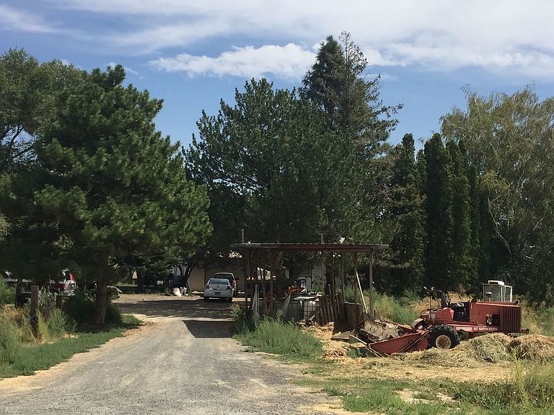 2nd image of 731 S Ridgeview Loop