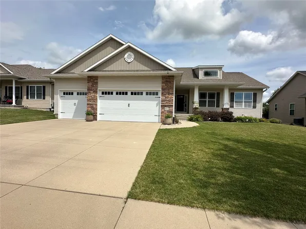 8412 Kensington Dr NE, Cedar Rapids, IA 52402