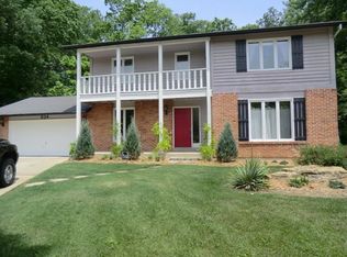 834 San Sebastian Dr, Fenton, MO