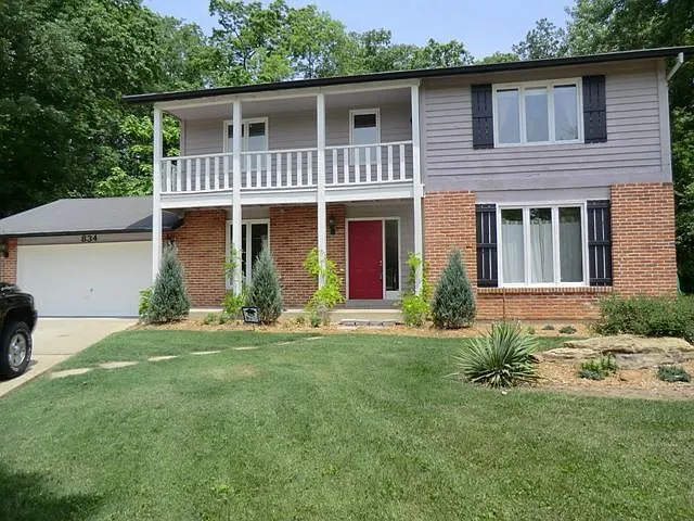 834 San Sebastian Dr photo 1