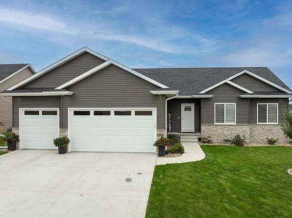 1801 Glen Rock Dr, Marion, IA 52302