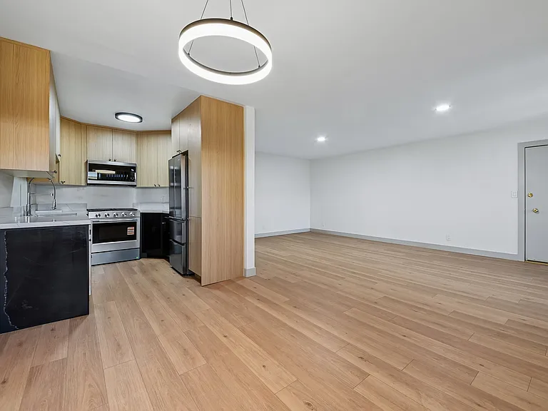 El Dorado - 1342 N. Fuller Avenue — Photo 41
