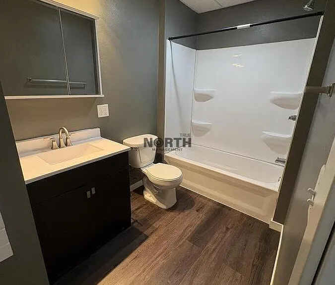 105 Main St NW #3 — Photo 7