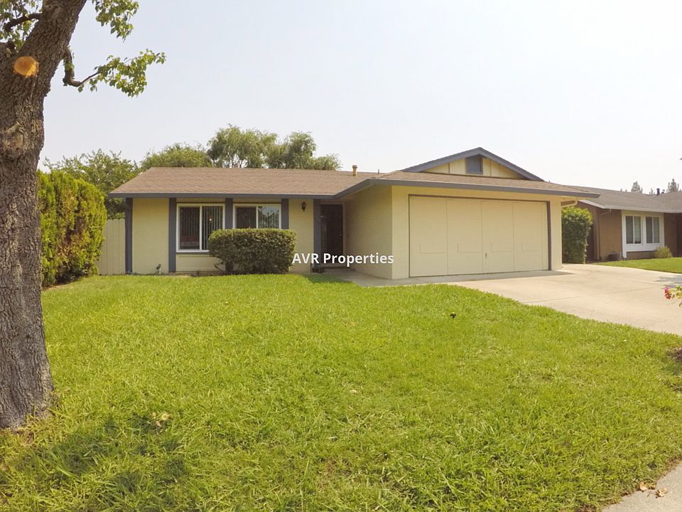 1st image of 529 Oriole Ave