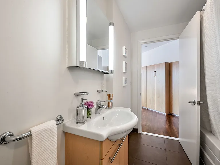 35 Fay St #510 — Photo 7
