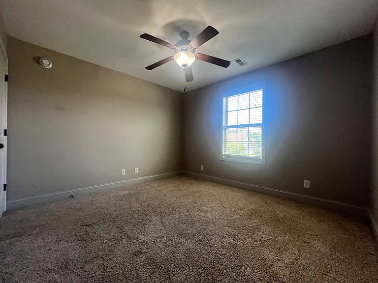 582 Kicker Ct — Photo 25