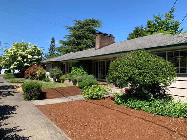 406 SW Thomas St #406