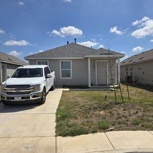 124 HORSESHOE TRL, Pleasanton, TX, 78064
