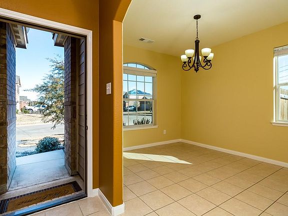 4th image of 404 Riverbed Dr