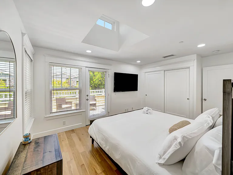 20 Anchorage St — Photo 32