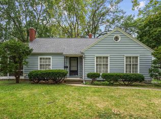 222 Midlothian Blvd, Waterloo, IA 50701