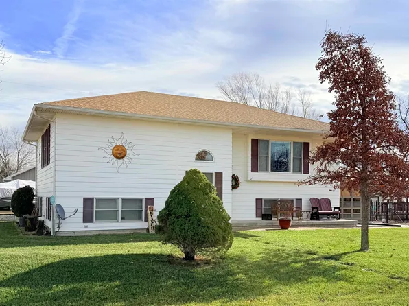 2134 Strassburg, Marion, KS 66861