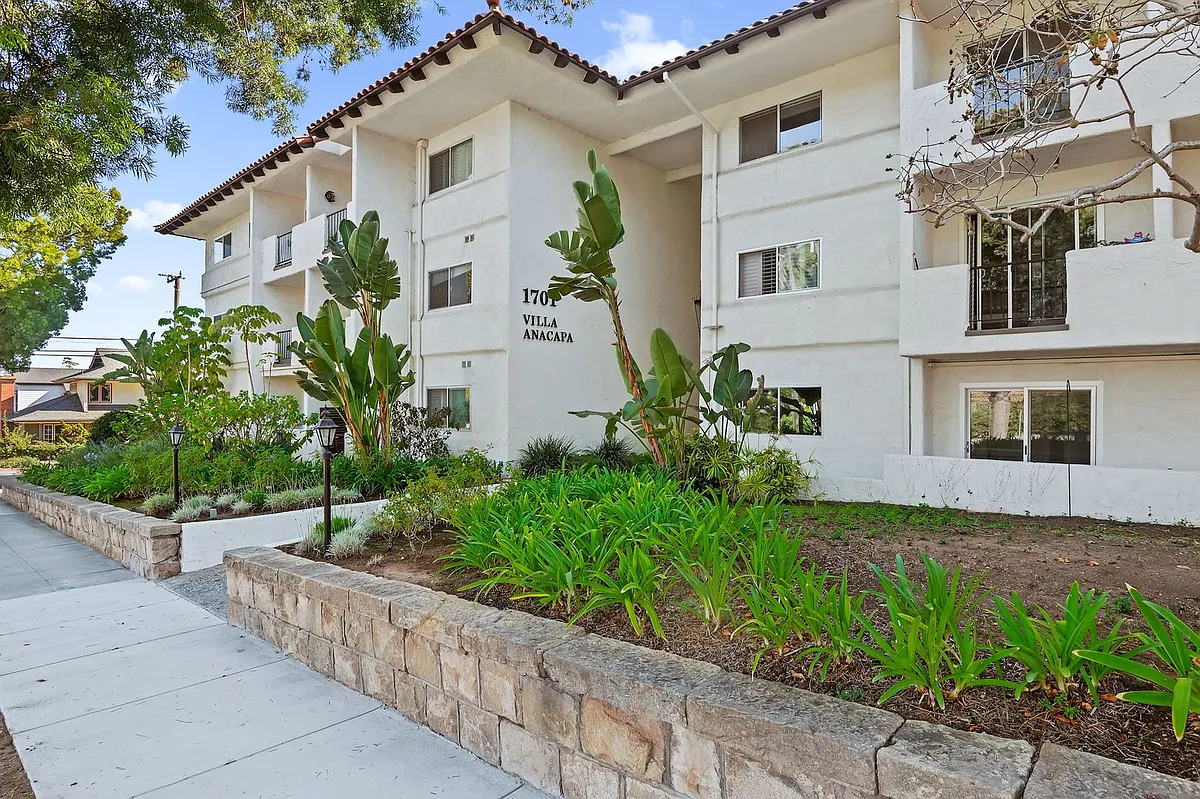 Building Photo - 1701 Anacapa St #26