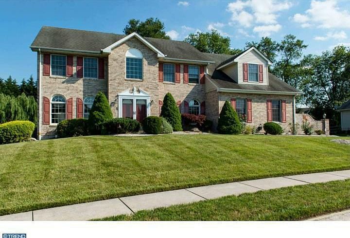 1st image of 117 Megan Dr