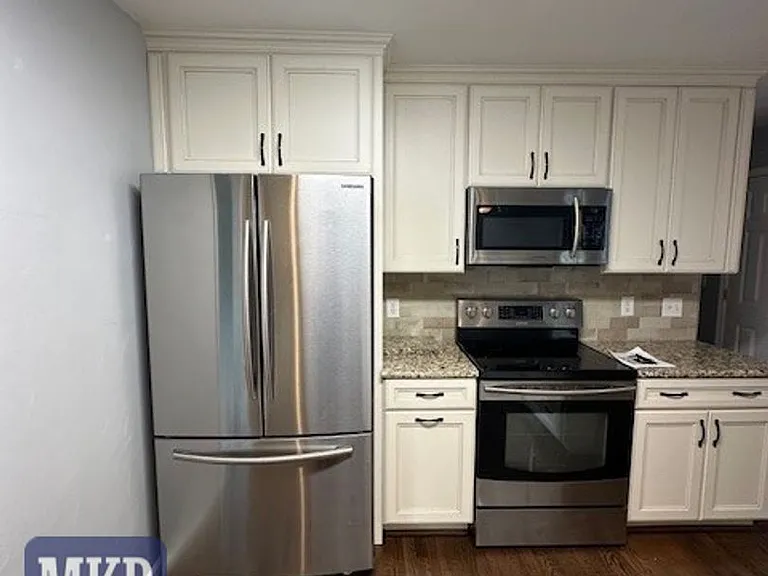 6564 Monet Dr — Photo 12