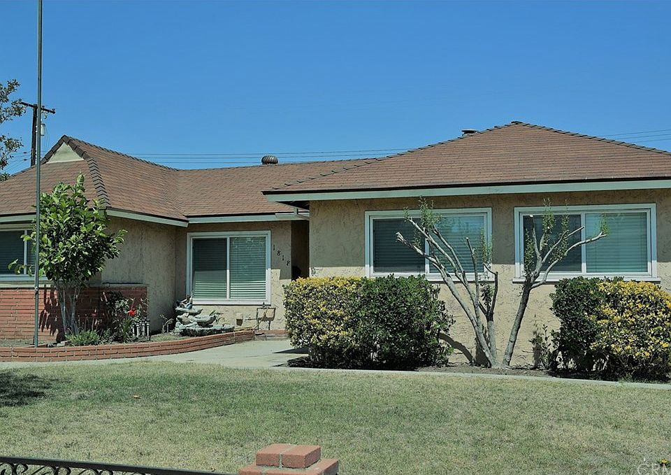 1st image of 1818 N Leeds Ave
