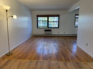 22075 67th Ave #3, Oakland Gardens, NY 11364