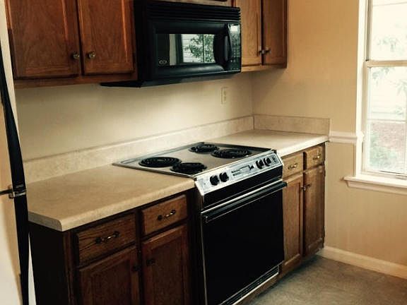 4th image of 107 Sawtooth Ln