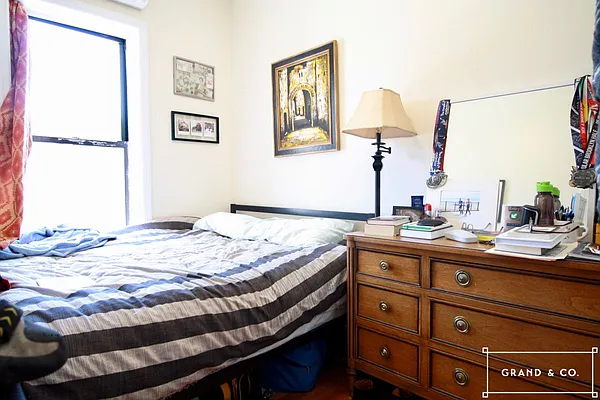 Rented by Grand & Co. | media 6